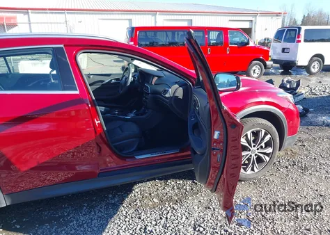 2017 Infiniti Qx30 Premium z USA, uszkodzony, nr VIN SJKCH5CR8HA026605